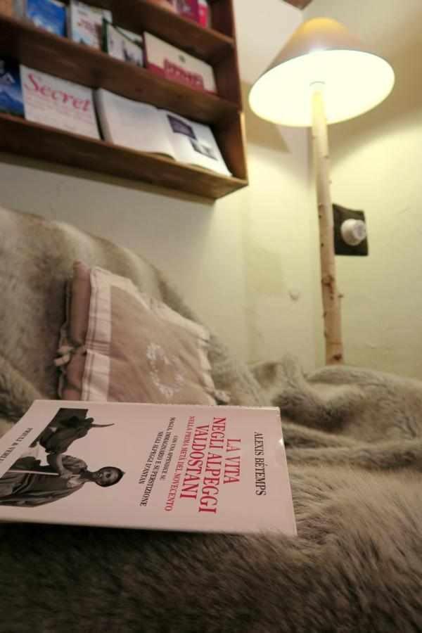 Romantica Suite Con Vasca Idromassaggio Aoste Extérieur photo